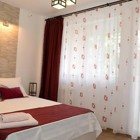 Cosy Red Бухарест