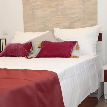 Апартаменты Cosy Red