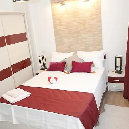 Cosy Red Апартаменты